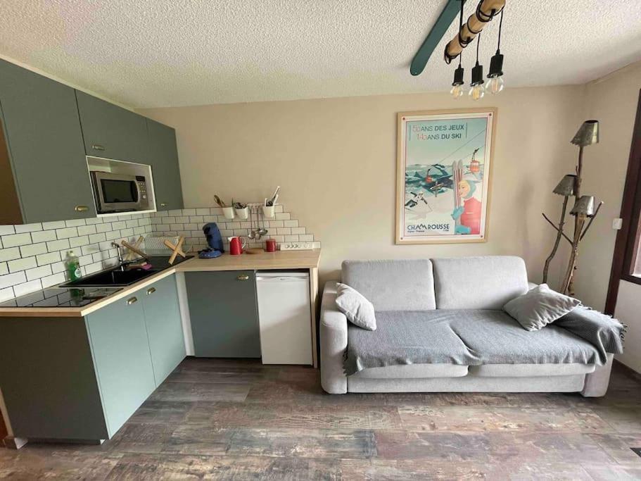 Studio Refait A Neuf Avec Balcon - Famille - Parking Couvert 샴루스 외부 사진